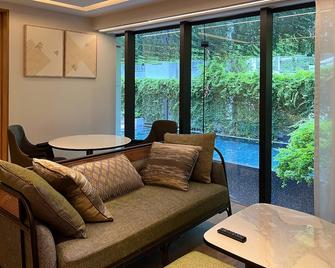 Homm Sukhumvit 34 Bangkok - Bangkok - Living room