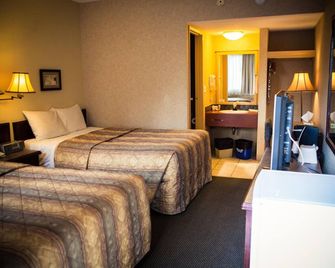 Langley Hwy Hotel - Langley - Bedroom