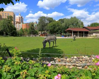 Lakshmi Rooms Park Pobedy - Moscow - Outdoors view