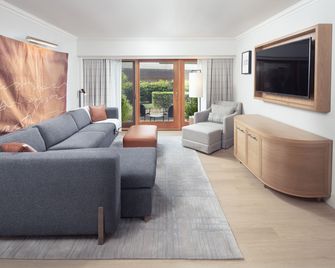 Grand Geneva Resort & Spa - Lake Geneva - Living room