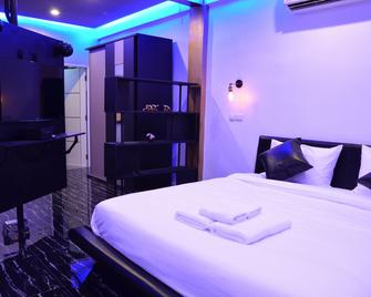 Maderla - Bangkok - Bedroom