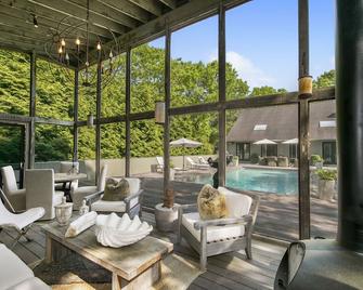 Designer home in a prime location - Close to wineries and Ocean Beaches - Sagaponack
