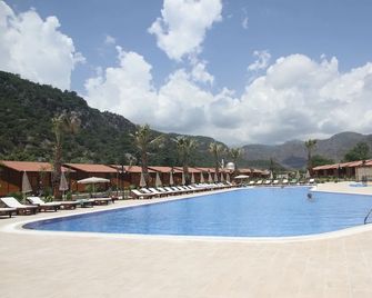 Hotel Odile - Cirali - Pool