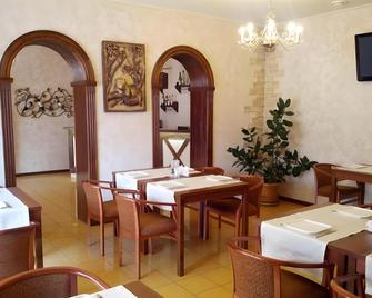 Hotel Zvezdniy Dom - Magnitogorsk - Ristorante