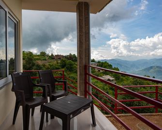 Hotel Him Darshan Cottage By F9 Hotels - Champawat - Balcony