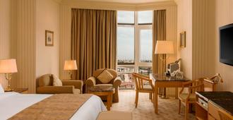 Sheraton Kuwait, a Luxury Collection Hotel, Kuwait City - Kuveyt - Yatak Odası