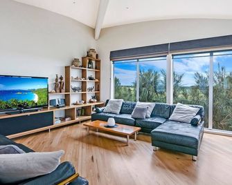 Port Fairy Beach House 1 - Port Fairy