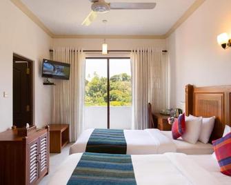 Hotel Yo Kandy - Kandy - Bedroom