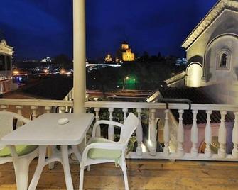 Meidan Inn - Tiflis - Balkon