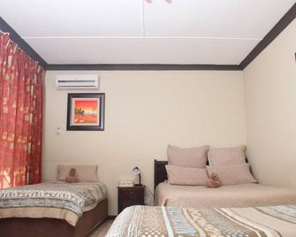 Petra Lodge - Edenvale - Ložnice