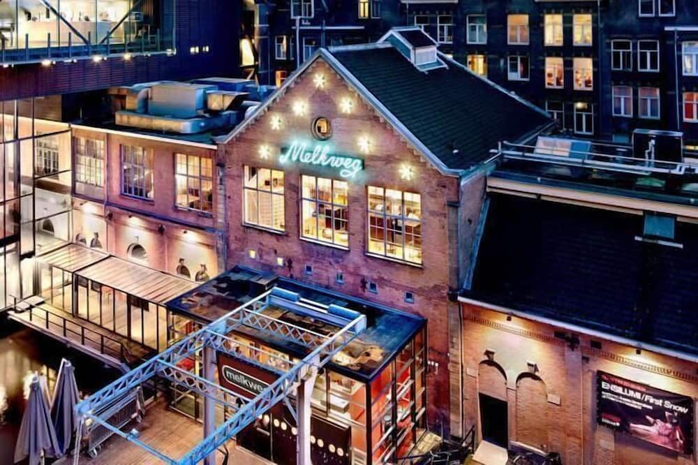 Amsterdam Hostel Leidseplein - Ámsterdam - Edificio