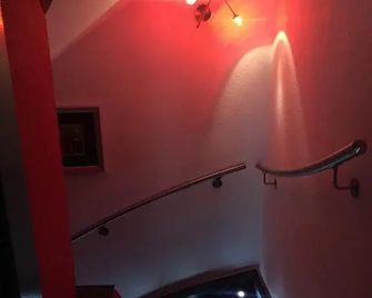 Hôtel-Restaurant Le Lion d'Or - Porrentruy - Stairs