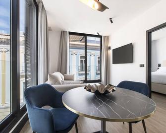 Rs Boutique Apartments - Alicante - Living room