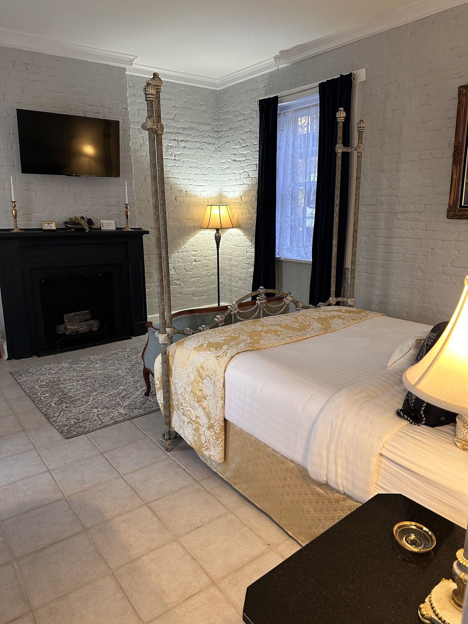 Bedroom view of The Inn at Cedar Grove