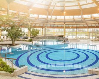 Haus Nordstrand Ferienwohnung 28 mit Sauna- und Schwimmbadnutzung im AHOI Sellin - Gohren - Piscina