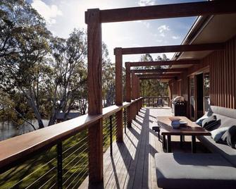 Hide & Seek Retreat Luxury River House - Nagambie