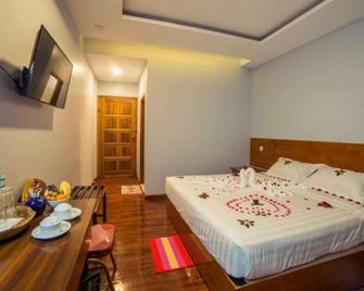 Bagan Hmwe Hotel - Bagan - Bedroom