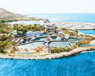 A Few Steps From The Gorgeous Beach Of Punta Rucia! - Villa Isabela - Vista del exterior