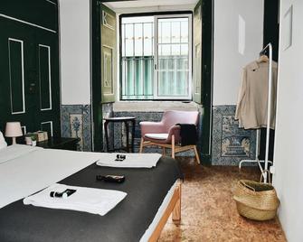 ووت نيو ليزبون سوشيال - لشبونة - غرفة نوم