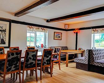 The Billingford Horseshoes - Diss - Dining room
