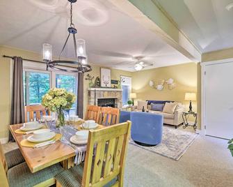 Fall Getaway with Fireplace! Townhome By Jack Frost - Lake Harmony - Dining room