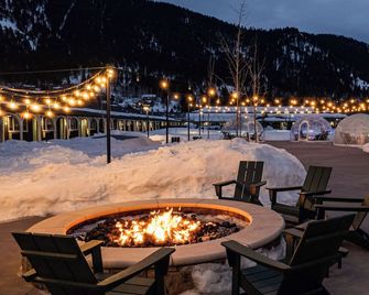 The Virginian Lodge - Jackson - Patio