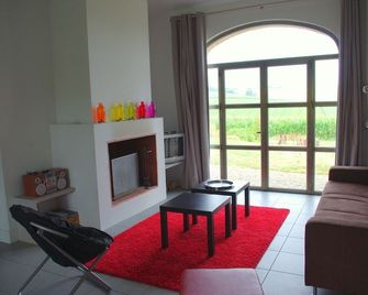 Le Hameau Des Coquelicots - Saint-Léon - Sala de estar