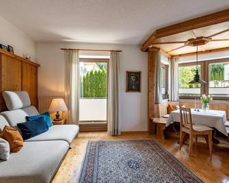 Haus Alpin - Ellmau - Sala de estar
