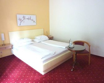 Hotel Zima - Merano - Camera da letto