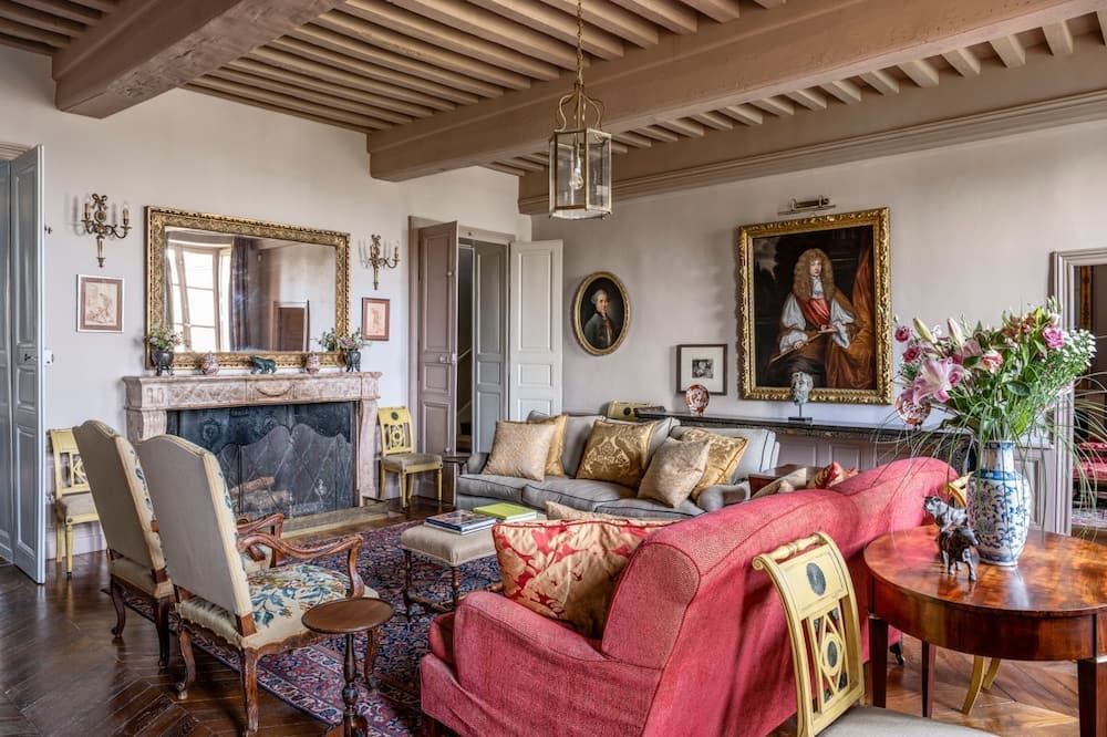 Maison La Cote D’Or - Six Bedroom Villa, Sleeps 11 - Saulieu - Huiskamer
