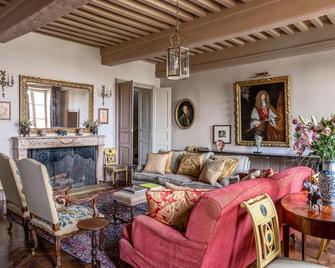 Maison La Cote D’Or - Six Bedroom Villa, Sleeps 11 - Saulieu - Huiskamer