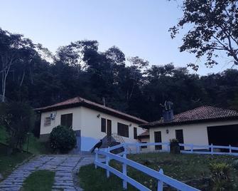 Pousada Arara - Valença - Building