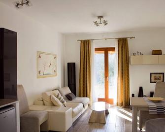 Ecolodge Selvitelle - Disconnect and re-connect with nature - Cicerale - Sala de estar