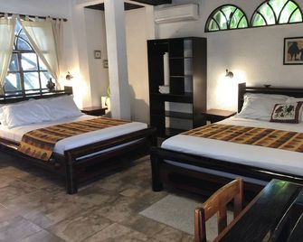 Hotel Puerto Gaviota - Atacames - Habitación