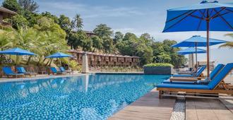 KTM Resort - Batam - Pool