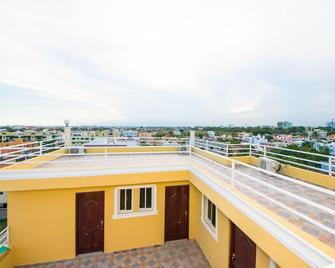 Studio with Full Kichenette, Terrace, Los Corales del Sur, Santo Domingo Este - Santo Domingo Este - Balcón