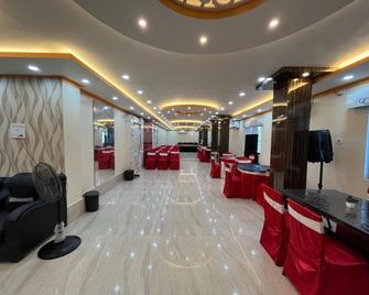 Hotel Anurag Palace - Agartala - Lobby