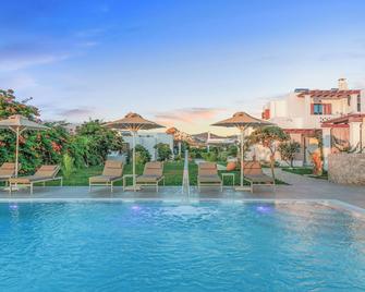 Anemonisia Skyrian Living - Skýros - Piscina