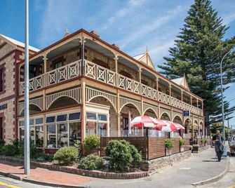 Anchorage Seafront Hotel - Victor Harbor - Edificio
