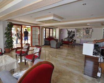 Ozbay Hotel - Hierápolis - Lobby