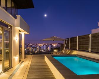 Lawhill Luxury Apartments - Kaapstad - Zwembad