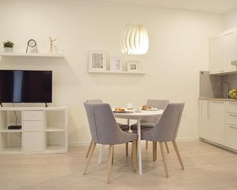 Anastasia Apartments & Rooms - Zagreb Centre - Zagreb - Dining room