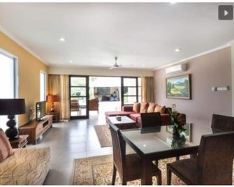 Peninsula Bay Resort - South Kuta - Sala de estar