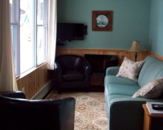 Lakewoods Cottage - Dwight - Sala de estar