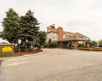 Monte Carlo Inn Oakville Suites - Oakville - Rakennus