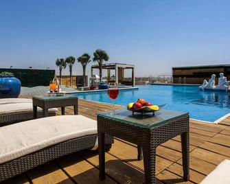 Shakun Hotels And Resorts - Jaipur - Pool