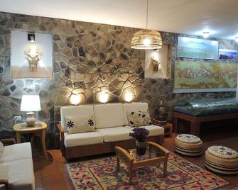 Hotel El Abuelo - Carhuaz - Living room
