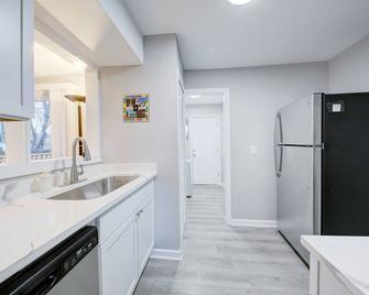Game Time- 3 bed, 1 bath whole house - Westland - Kitchen