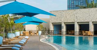Radisson Blu Hotel, Lusaka - Lusaka - Bể bơi