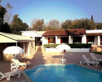 Summer Wine Friendly Resort - Kato Korakiana